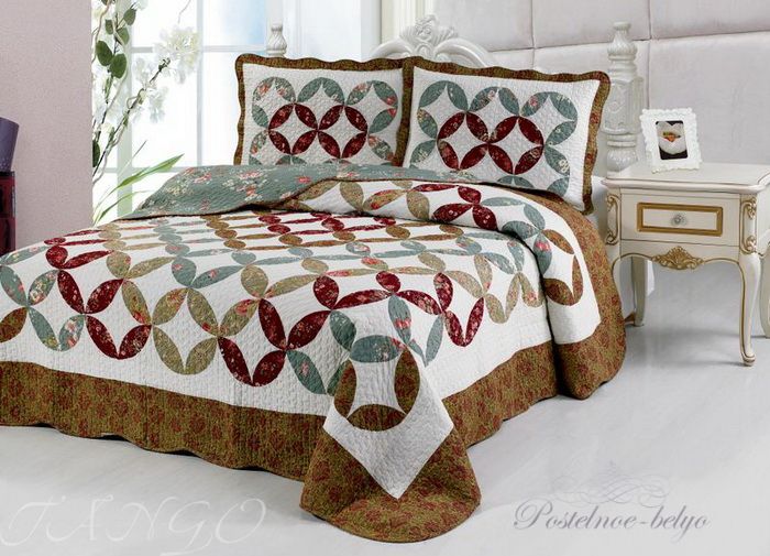 Покрывало Tango с наволочками Patchwork pw056-3 Евро